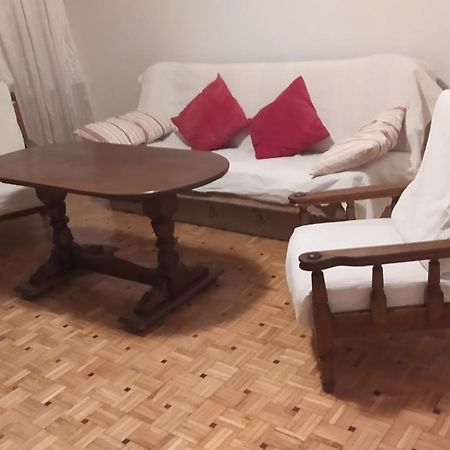 Uroczy Apartament Z Bezplatnych Parkingiem Varsovie Extérieur photo