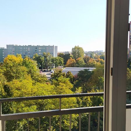 Uroczy Apartament Z Bezplatnych Parkingiem Varsovie Extérieur photo