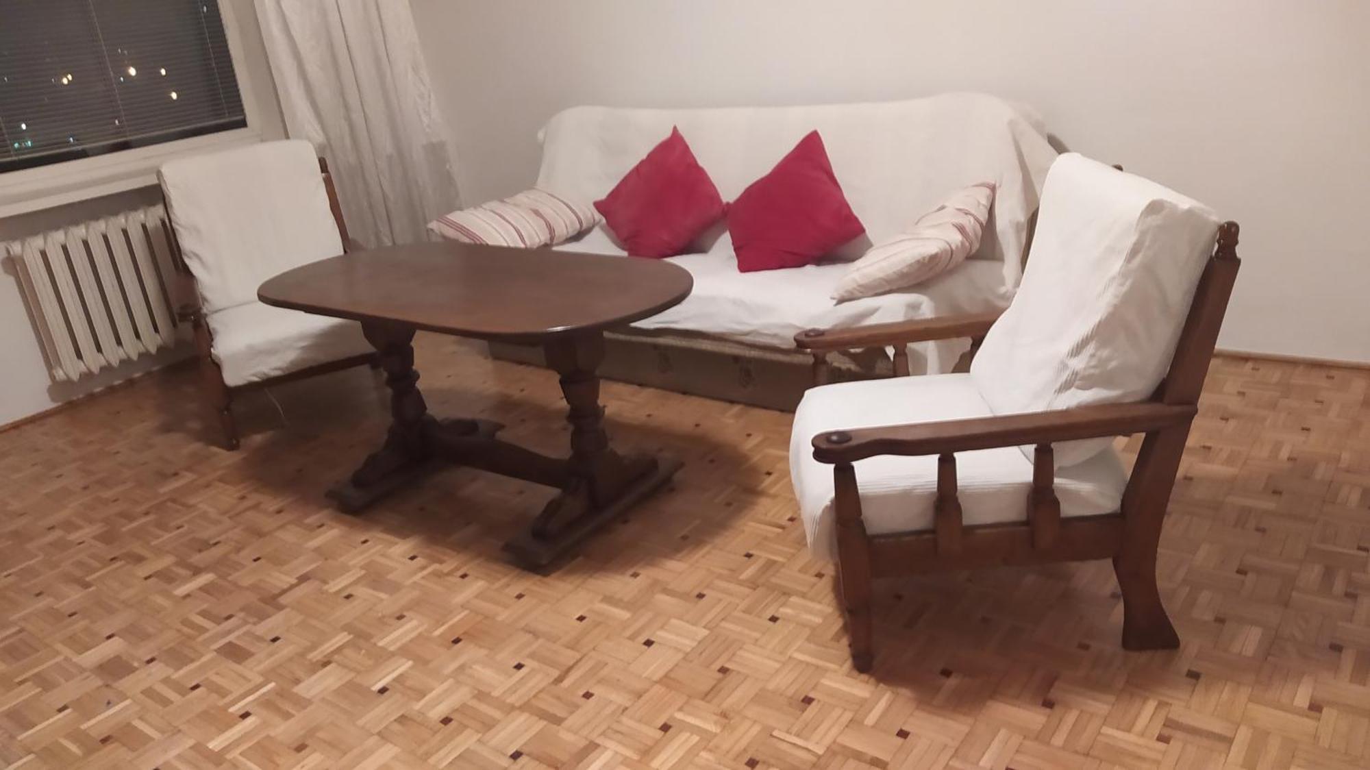 Uroczy Apartament Z Bezplatnych Parkingiem Varsovie Extérieur photo